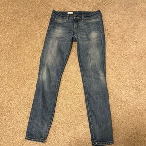 Gap size 27 skinny jeans